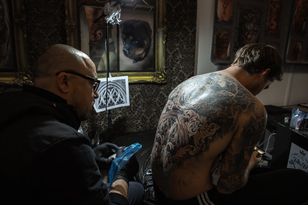 Photos avant/après : comment valoriser votre travail en beauté et tatouage